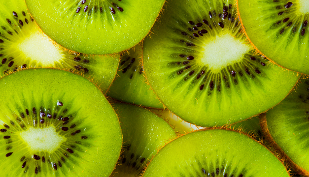 Comer kiwi te aporta todos estos beneficios