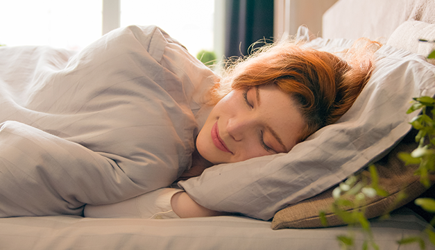 Científicos desarrollan una pirámide del sueño con hábitos para dormir mejor